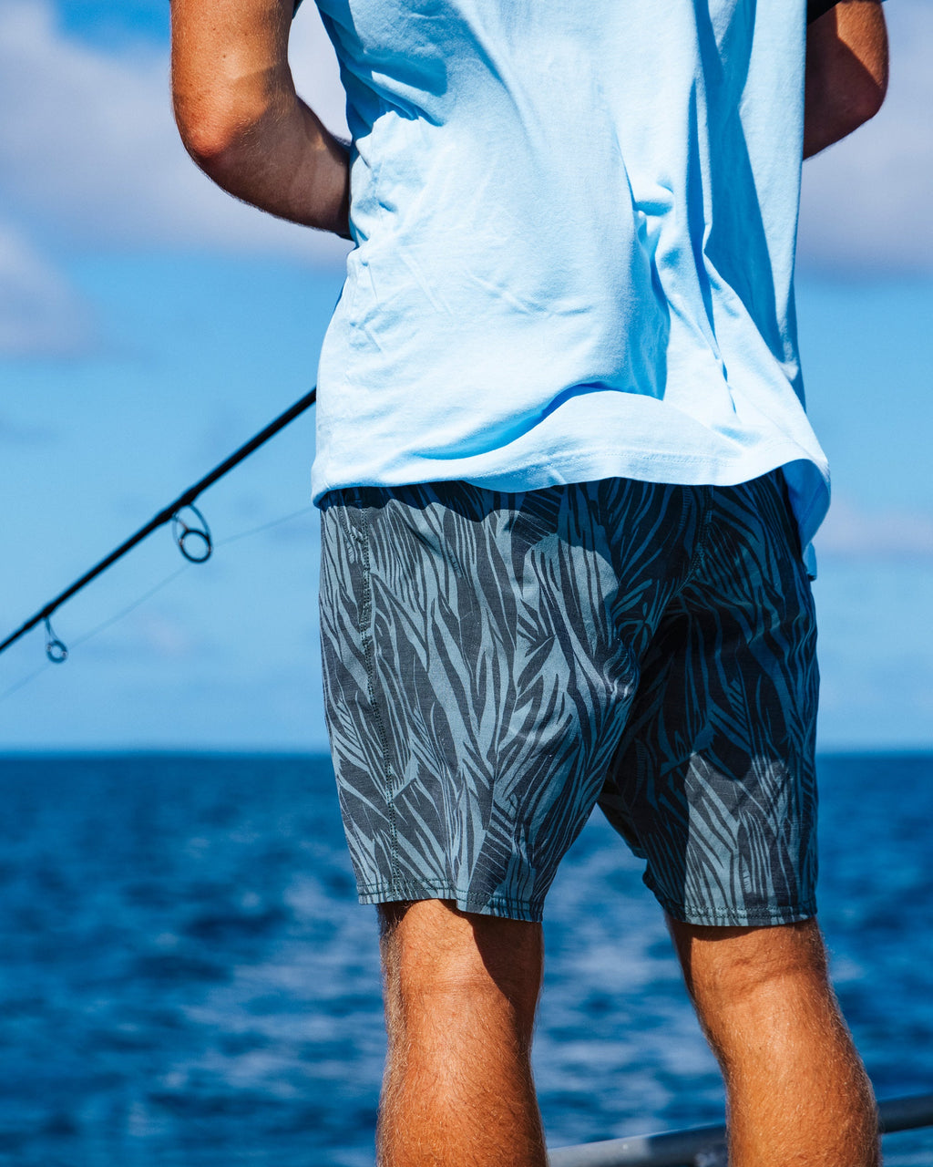 Salty Crew TRANSOM OVERDYE SHORT
