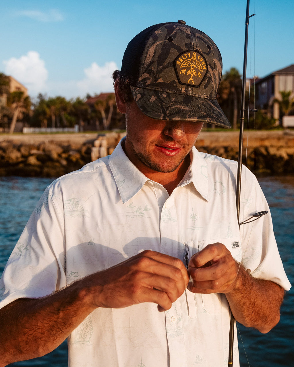 Salty Crew FLAGSHIP UV BUTTON UP