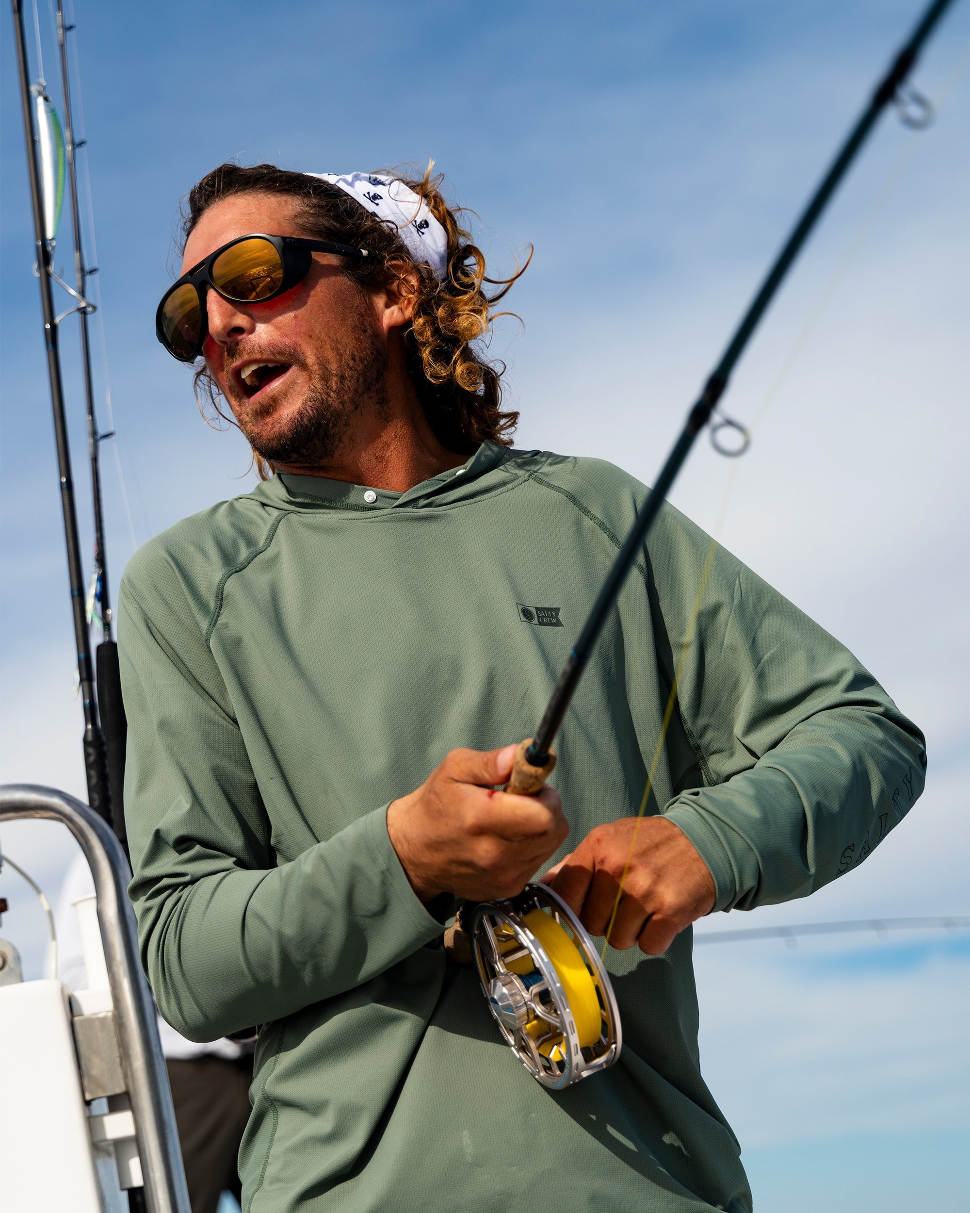 Salty Crew APEX PERFORATED SUNSHIRT - Agave