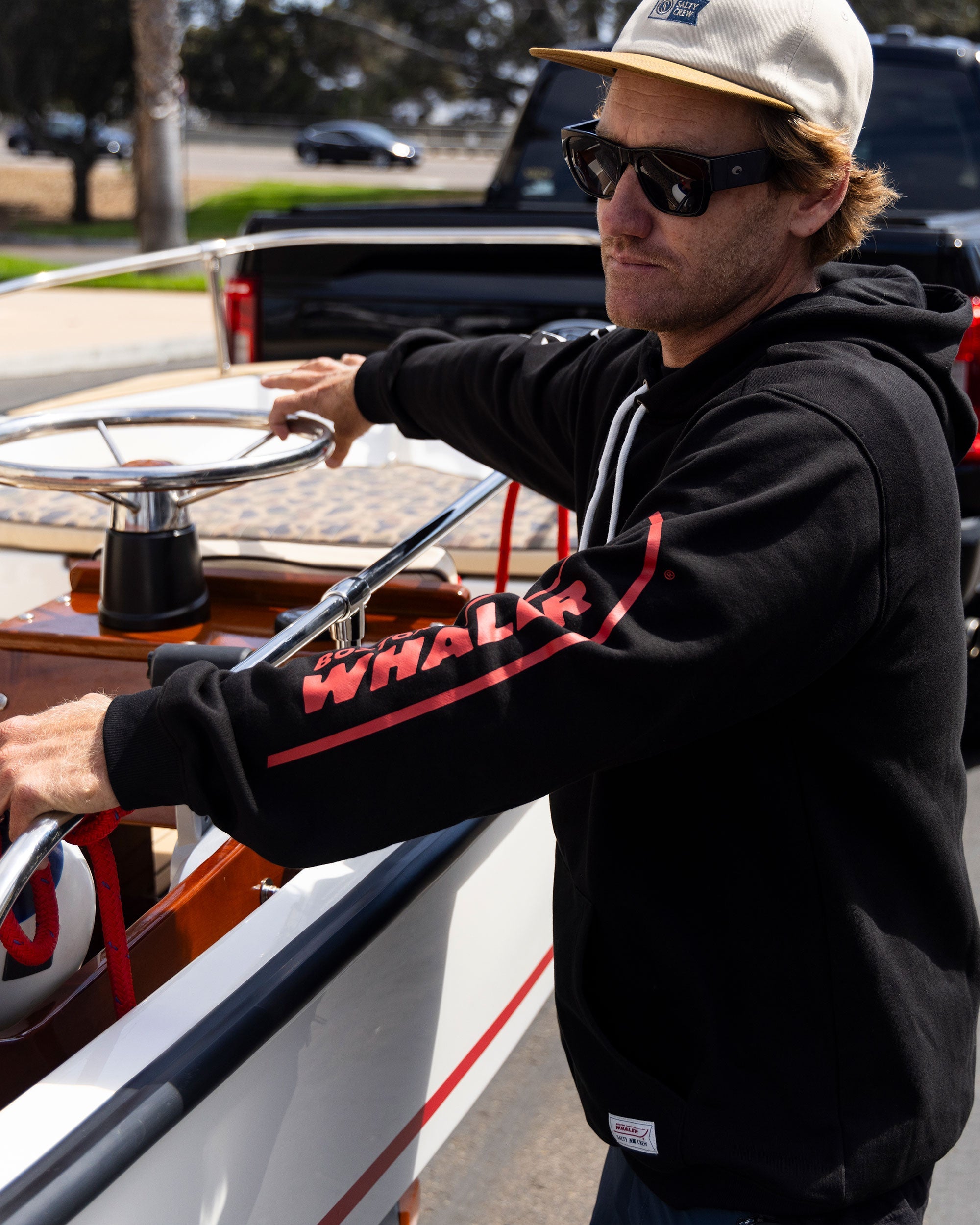 Salty Crew WHALER ICON FLEECE - Black