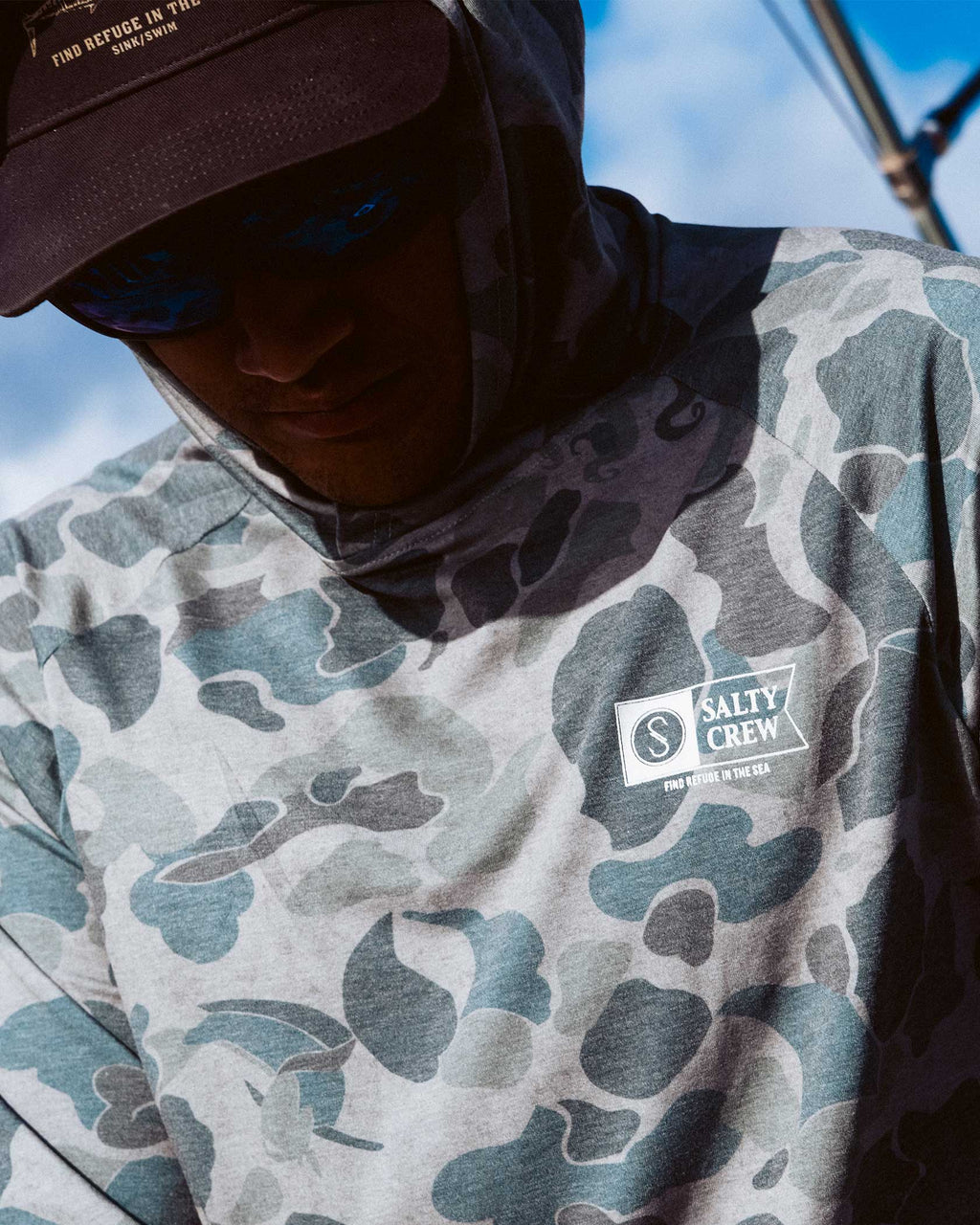 Salty Crew MARINER HOOD TECH TEE - Sand Camo